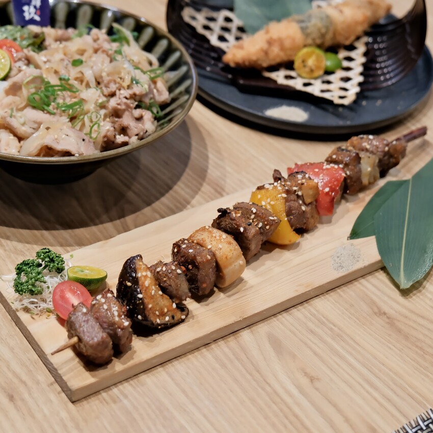 【桃園居酒屋推薦】參肆玖餐酒屋Bar 349～獨家台日創意料理只要99元起～還有私人包廂可以預約喔！桃園平價餐廳必吃～