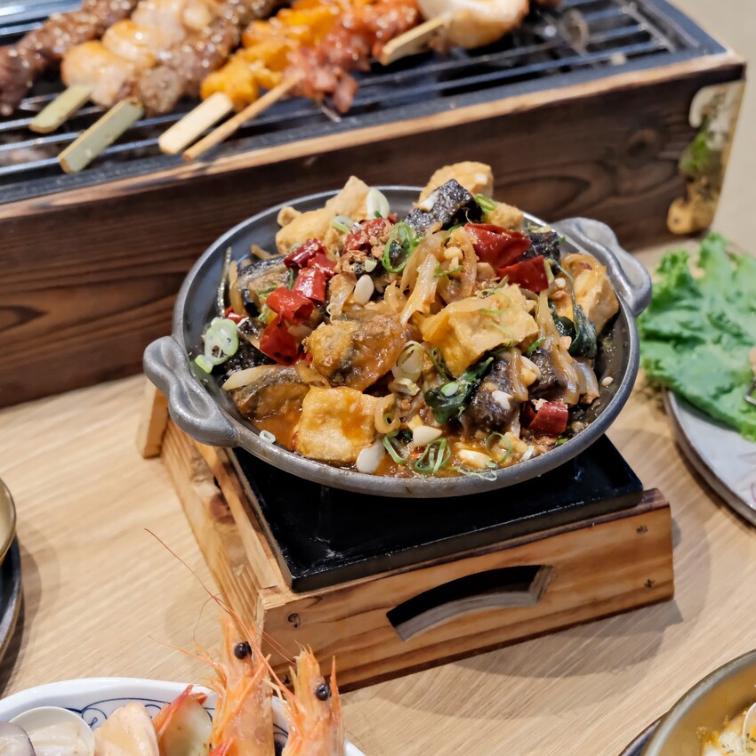 【桃園居酒屋推薦】參肆玖餐酒屋Bar 349～獨家台日創意料理只要99元起～還有私人包廂可以預約喔！桃園平價餐廳必吃～