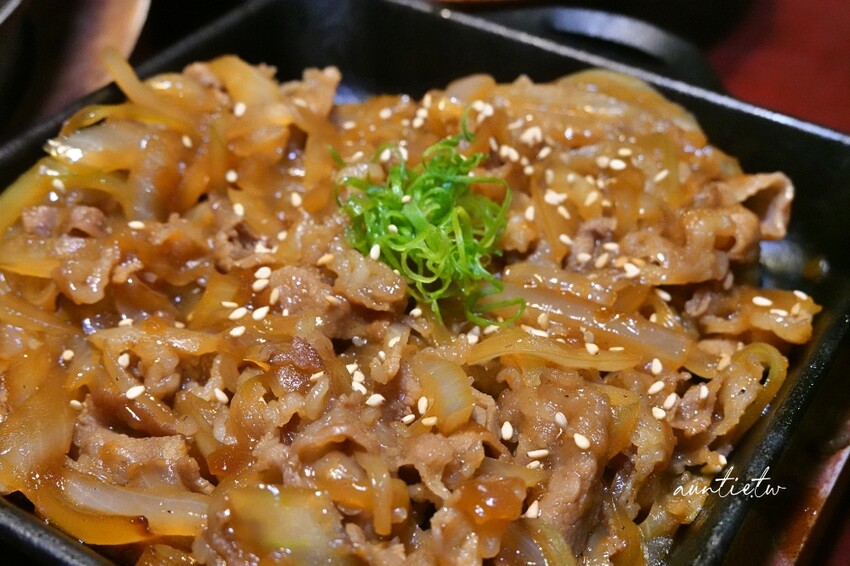 台北市中山區【台北】中山站｜李上LeeSang，來自首爾的韓式餐酒館，海鮮鍋巴湯、韓式炸雞，