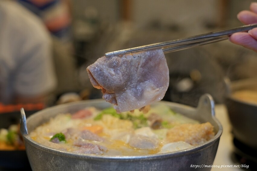 林口/龜山小火鍋推薦|開鍋OPEN POT林口長庚店~平價小火鍋,滷肉飯、王子麵、冬粉、飲品、霜淇淋等自助吧