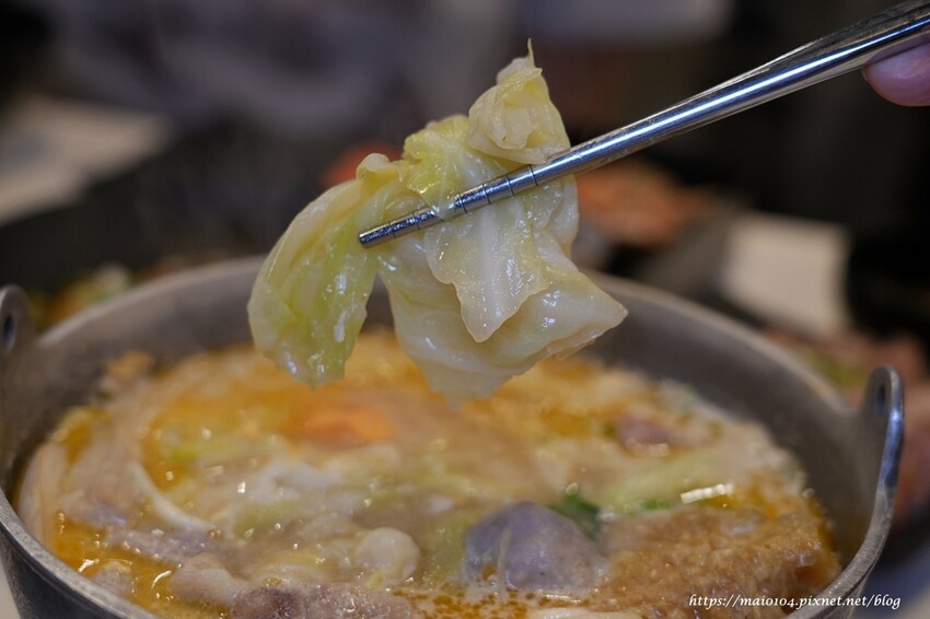 林口/龜山小火鍋推薦|開鍋OPEN POT林口長庚店~平價小火鍋,滷肉飯、王子麵、冬粉、飲品、霜淇淋等自助吧