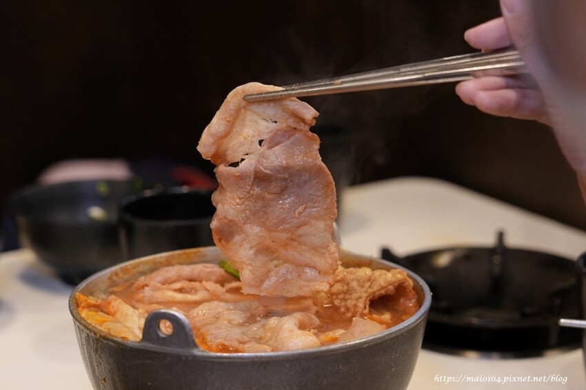 林口/龜山小火鍋推薦|開鍋OPEN POT林口長庚店~平價小火鍋,滷肉飯、王子麵、冬粉、飲品、霜淇淋等自助吧