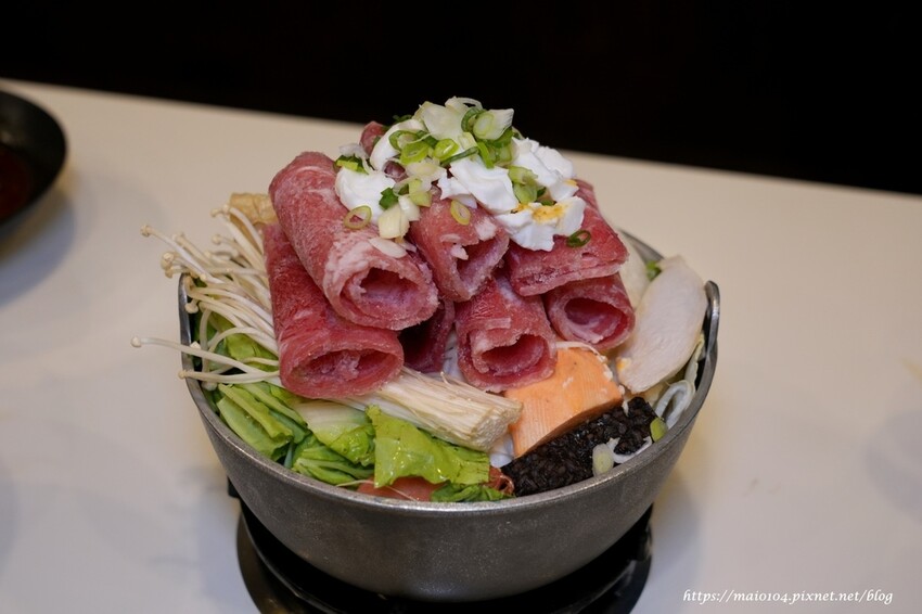 林口/龜山小火鍋推薦|開鍋OPEN POT林口長庚店~平價小火鍋,滷肉飯、王子麵、冬粉、飲品、霜淇淋等自助吧