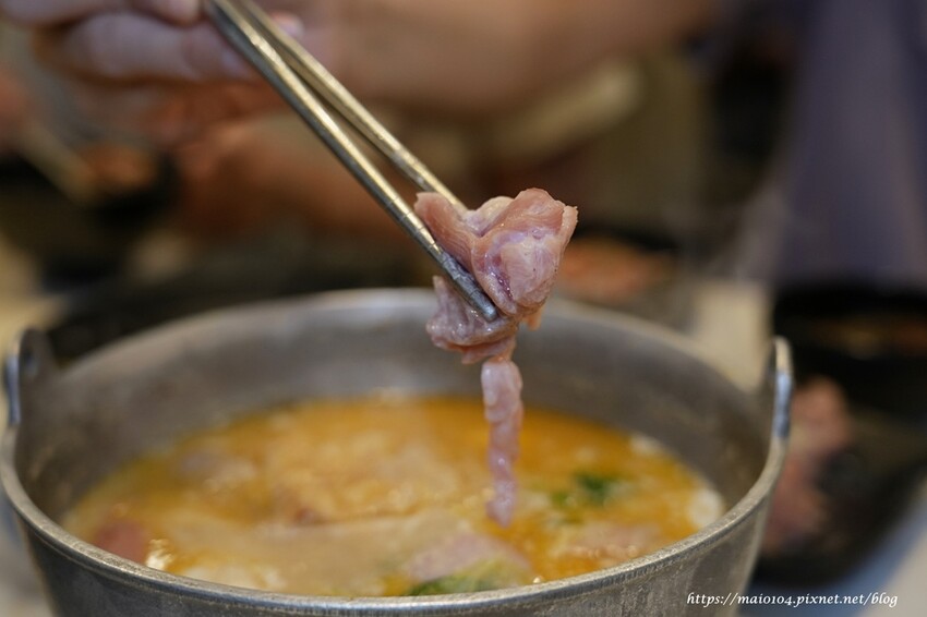 林口/龜山小火鍋推薦|開鍋OPEN POT林口長庚店~平價小火鍋,滷肉飯、王子麵、冬粉、飲品、霜淇淋等自助吧
