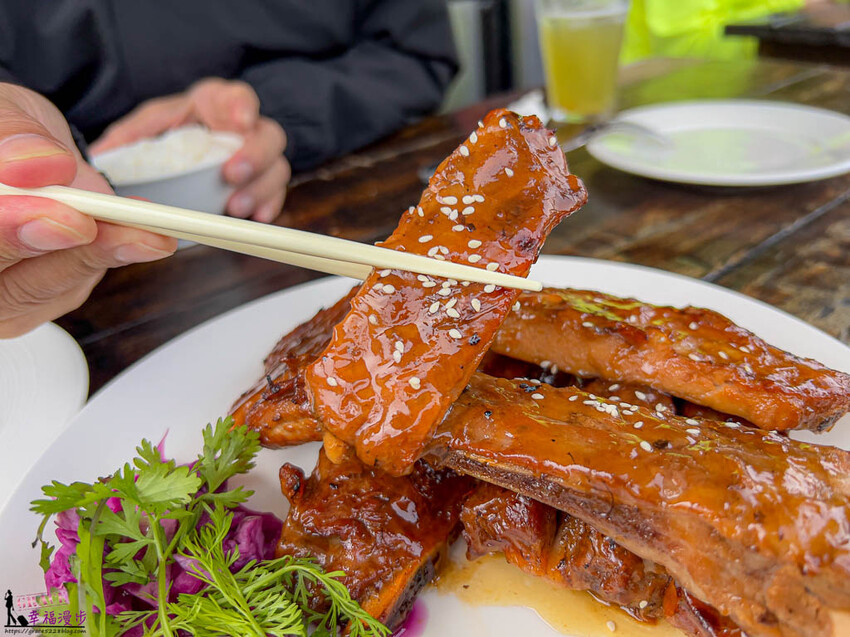 連江縣北竿鄉芹沃咖啡烘焙館｜北竿鄉馬祖–沒訂位吃不到的馬祖創意美食，大推老酒豬肉蛋披薩