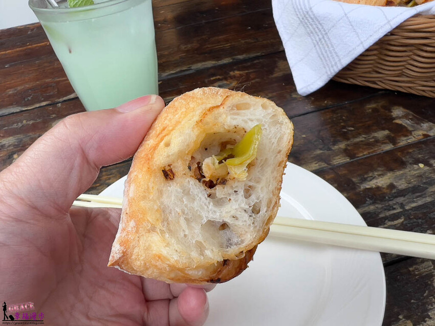 連江縣北竿鄉芹沃咖啡烘焙館｜北竿鄉馬祖–沒訂位吃不到的馬祖創意美食，大推老酒豬肉蛋披薩