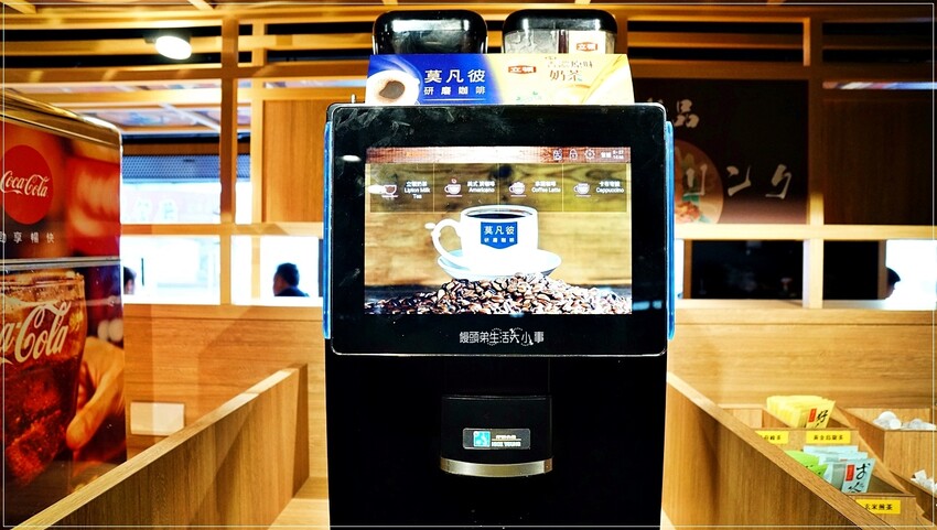 大口吃和牛不手軟！388元起平日午餐，吃到嘴巴開花！饗和牛鍋物放題讓你吃到嗨！