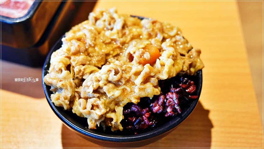 大口吃和牛不手軟！388元起平日午餐，吃到嘴巴開花！饗和牛鍋物放題讓你吃到嗨！