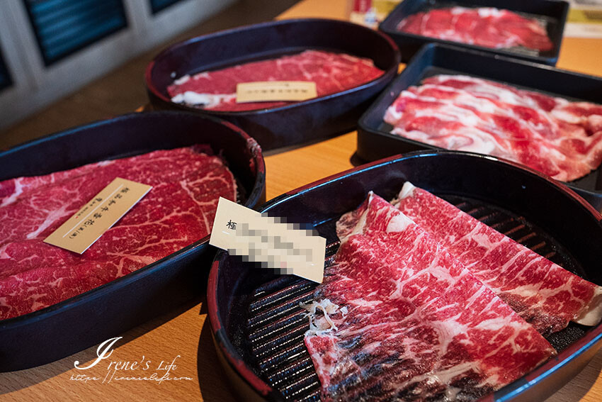 桃園火車站比臉大和牛吃到飽,7種湯底、咖哩飯、超過40種的火鍋蔬菜自助吧,最便宜只要398元起 @Irene's 食旅.時旅