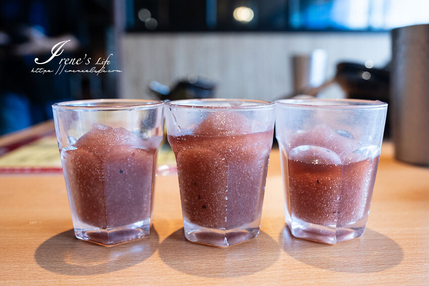 桃園火車站比臉大和牛吃到飽,7種湯底、咖哩飯、超過40種的火鍋蔬菜自助吧,最便宜只要398元起 @Irene's 食旅.時旅