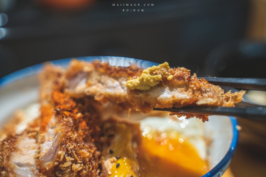 新北美食｜KATSU鑫 熟成豬排蓋飯～中和四號公園店新開幕！軟嫩多汁的人氣豬排蓋飯中永和也吃得到囉、捷運永