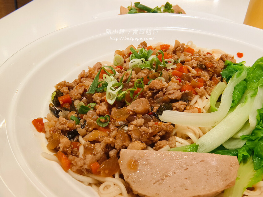 高雄。路竹》喲豆食堂。在地手作麵食館。