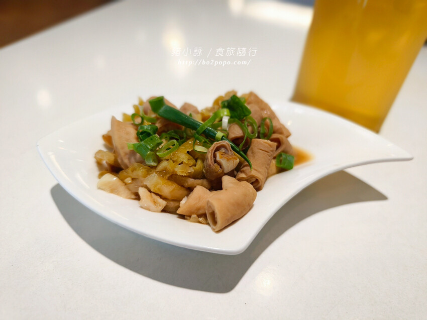 高雄。路竹》喲豆食堂。在地手作麵食館。