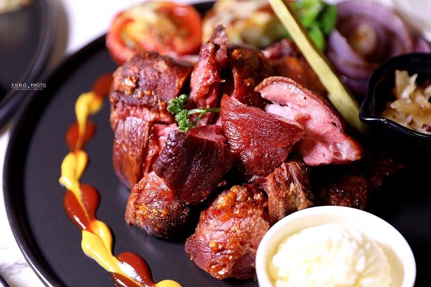 西式排餐、義式料理燭光晚餐搭配浪漫氛圍!台北約會、慶生、求婚餐廳首選|馥境 nearby 龍蝦牛排烤肋排餐廳