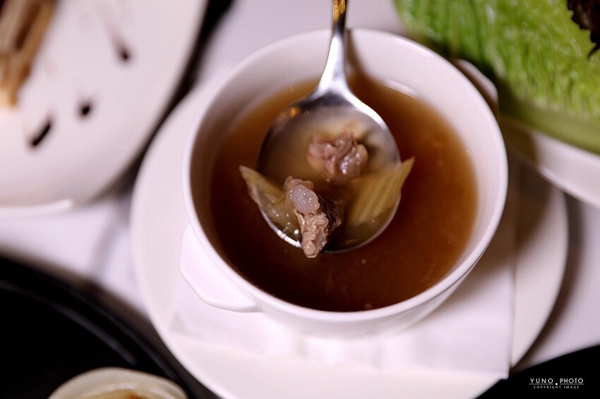 西式排餐、義式料理燭光晚餐搭配浪漫氛圍!台北約會、慶生、求婚餐廳首選|馥境 nearby 龍蝦牛排烤肋排餐廳