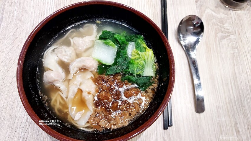 前鎮銅板美食 – 食嗑時刻乾拌麵 適合上班族或是一個人的悠閒午餐時間