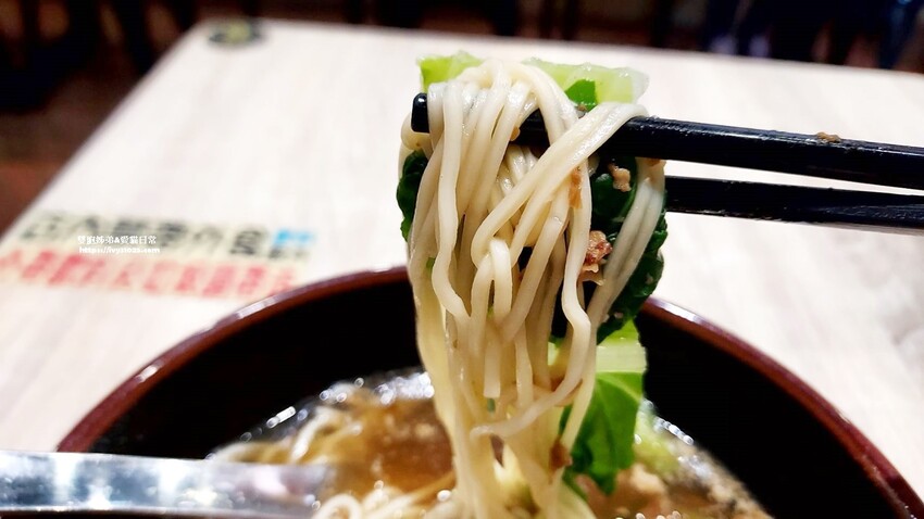 前鎮銅板美食 – 食嗑時刻乾拌麵 適合上班族或是一個人的悠閒午餐時間