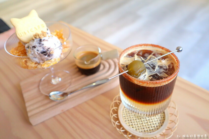 台中新開幕韓系咖啡廳就在逢甲，剛開幕就爆紅生意超好要排隊，乳酪蛋糕超好吃，寵物友善餐廳