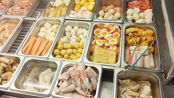 【台北美食】南港烤大學｜３５０元起燒烤吃到飽，隱藏在南港深山中的燒烤店