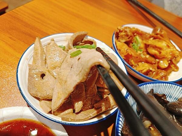 麵容餃好新竹店_手工水餃飽滿多汁/粄條滑嫩帶彈性/麻油粉肝超推薦軟嫩不乾柴/簡單又純粹的料理喚起你記憶中的味道