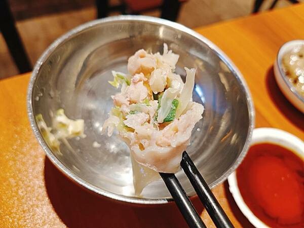 麵容餃好新竹店_手工水餃飽滿多汁/粄條滑嫩帶彈性/麻油粉肝超推薦軟嫩不乾柴/簡單又純粹的料理喚起你記憶中的味道