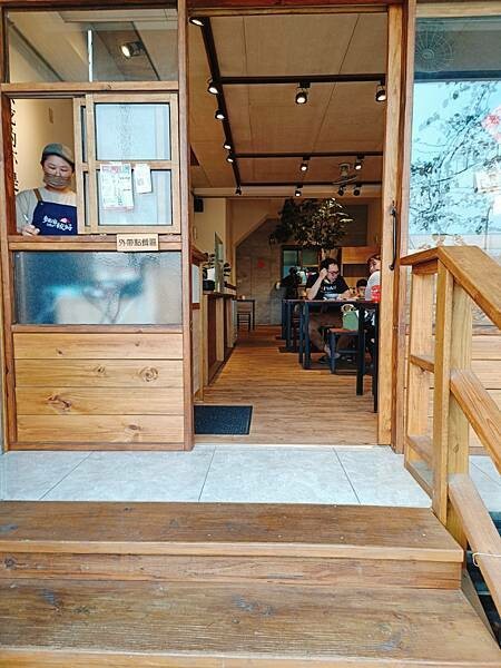 麵容餃好新竹店_手工水餃飽滿多汁/粄條滑嫩帶彈性/麻油粉肝超推薦軟嫩不乾柴/簡單又純粹的料理喚起你記憶中的味道