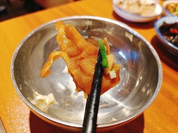 麵容餃好新竹店_手工水餃飽滿多汁/粄條滑嫩帶彈性/麻油粉肝超推薦軟嫩不乾柴/簡單又純粹的料理喚起你記憶中的味道