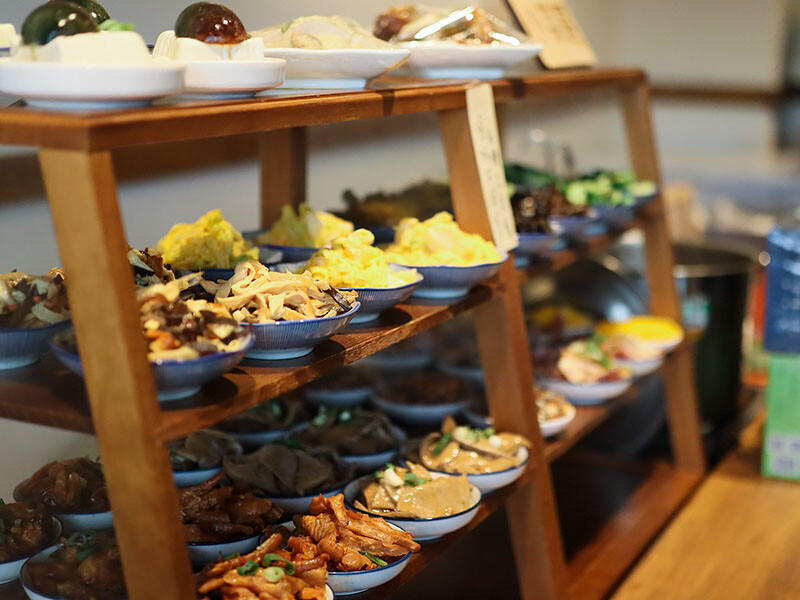 麵容餃好新竹店 獨特香脆油蔥加上2016國宴粄條插旗新竹 台式復古又文青的古早味麵食館