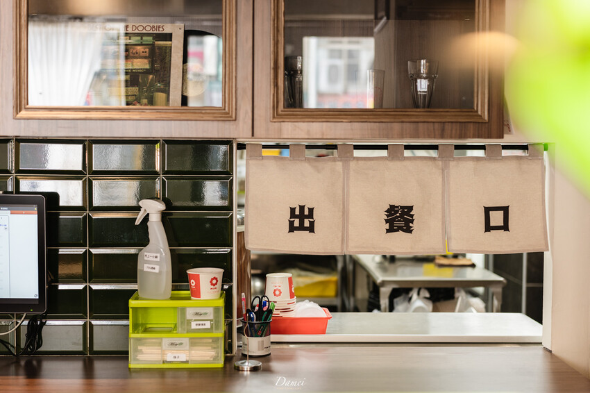 高雄前鎮|村上一小鍋-單人小火鍋也能優雅地品嚐,充滿昭和感的小火鍋店 - 大妹 Damei|台北咖啡廳、韓國旅遊、台北美食、台灣旅宿