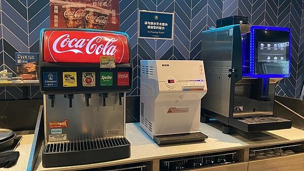 台北市信義區【美食】瀧厚炙燒熟成牛排|精緻的濕式熟成牛排|羅宋湯喝到飽