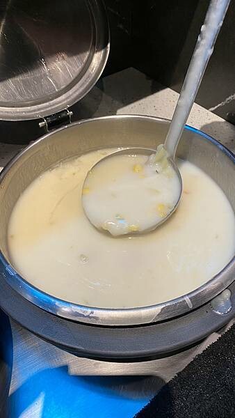 台北市信義區【美食】瀧厚炙燒熟成牛排|精緻的濕式熟成牛排|羅宋湯喝到飽