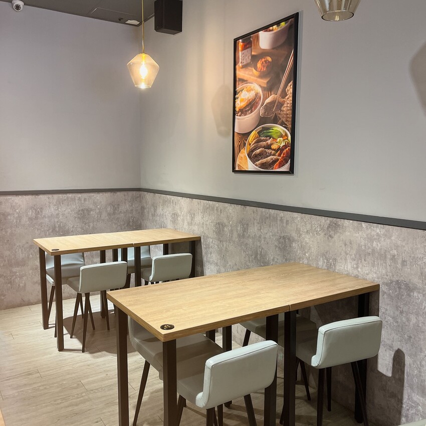 鵝肉的專家，自家養殖每天新鮮直送保留最佳口感一偶鵝嚐嚐 中壢店，每月五號還提供100份免費鵝肉飯請你吃！