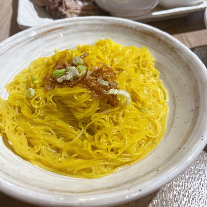 鵝肉的專家，自家養殖每天新鮮直送保留最佳口感一偶鵝嚐嚐 中壢店，每月五號還提供100份免費鵝肉飯請你吃！