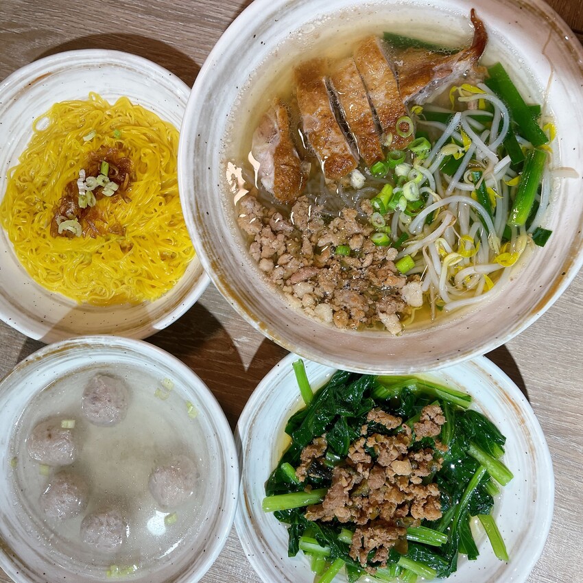 鵝肉的專家，自家養殖每天新鮮直送保留最佳口感一偶鵝嚐嚐 中壢店，每月五號還提供100份免費鵝肉飯請你吃！