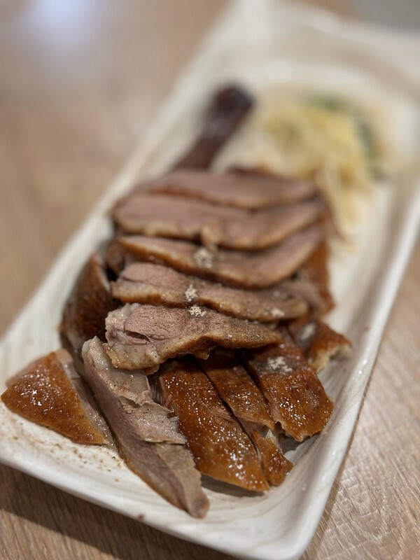 桃園市中壢區桃園｜中壢美食｜偶鵝嚐嚐 鵝肉專賣店～經濟實惠吃鵝肉；校園旁的美味，意外的美食驚喜。（健行科大美食）