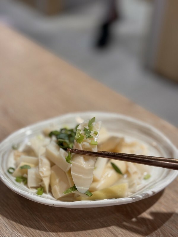 桃園市中壢區桃園｜中壢美食｜偶鵝嚐嚐 鵝肉專賣店～經濟實惠吃鵝肉；校園旁的美味，意外的美食驚喜。（健行科大美食）