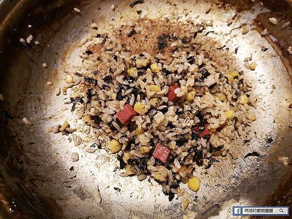 基隆火鍋吃到飽【兩餐基隆店】韓國年糕火鍋吃到飽+炸雞、炒飯、韓國泡麵/韓國美食