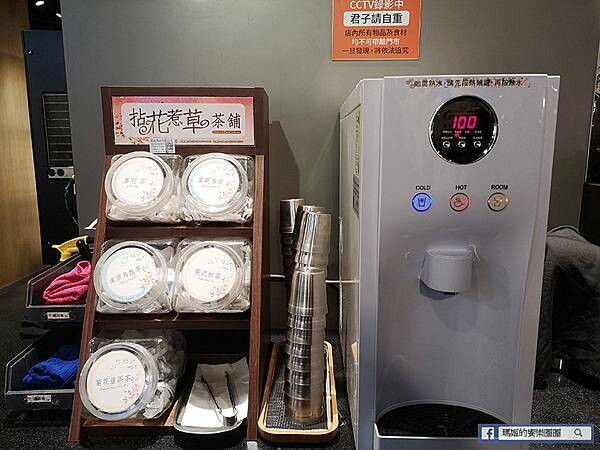 基隆火鍋吃到飽【兩餐基隆店】韓國年糕火鍋吃到飽+炸雞、炒飯、韓國泡麵/韓國美食