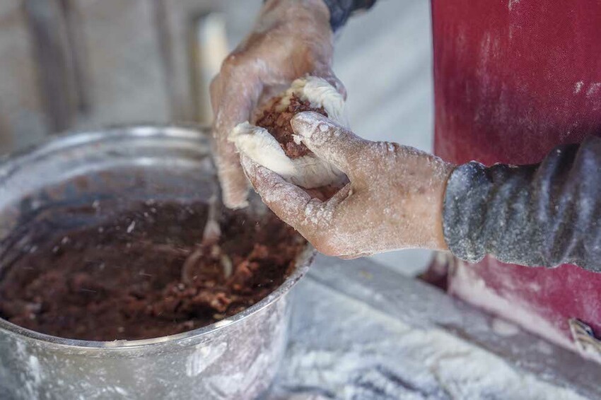 彰化縣員林市彰化小吃 火雲掌伯紅豆標|讓人嘆為觀止的員林特色小點心!
