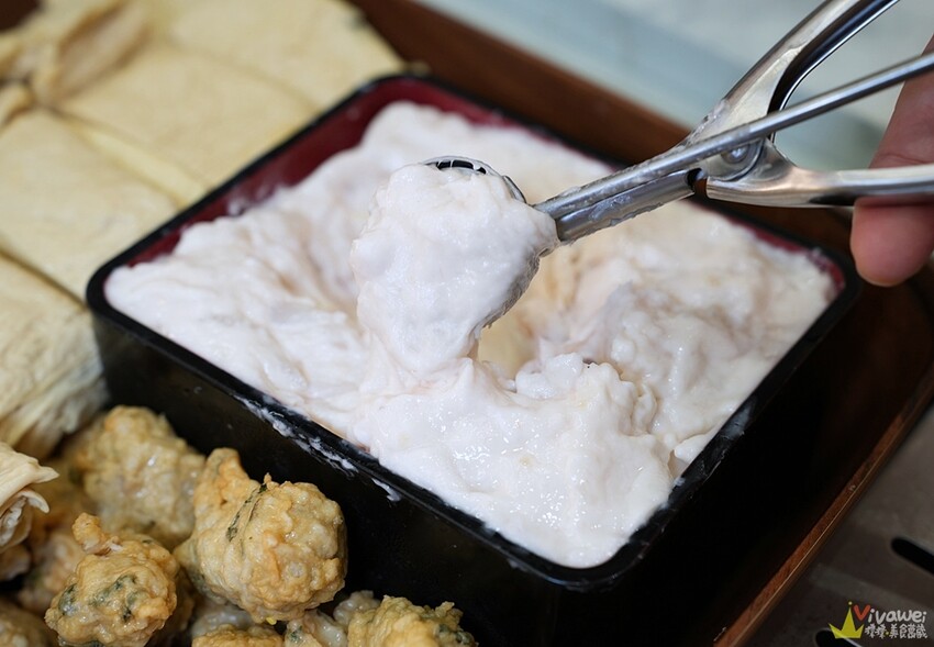 【嗑肉石鍋】全新二代店推出超狂自助吧！享多款時蔬,火鍋配料,咖哩飯,多種麵條,冰淇淋,飲品無限吃到飽！