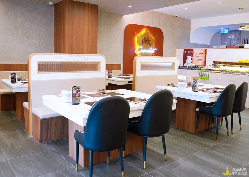 【嗑肉石鍋】全新二代店推出超狂自助吧！享多款時蔬,火鍋配料,咖哩飯,多種麵條,冰淇淋,飲品無限吃到飽！