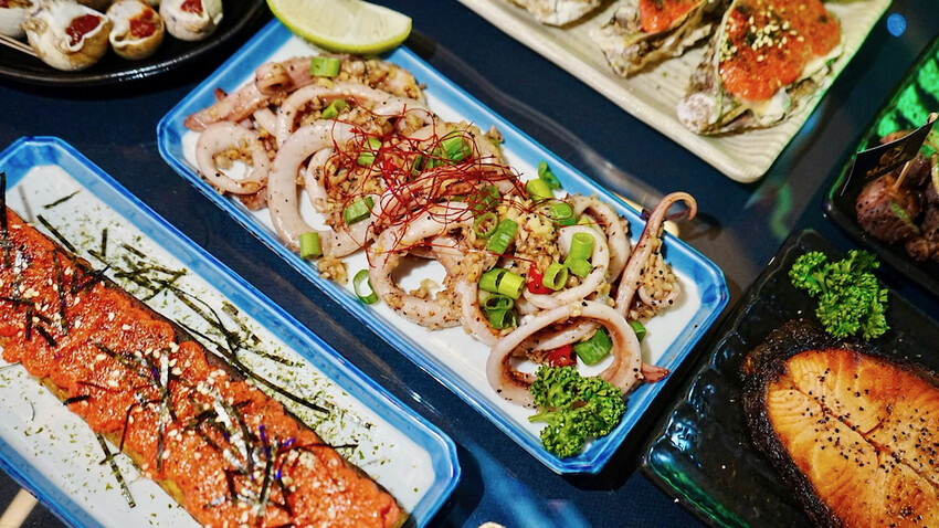 新北市永和區[新北美食] 海神弄局餐酒Bar｜永和酒吧推薦！1.5公升免費調酒等你來挑戰！