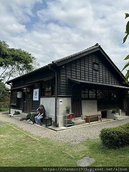 IMG_5037.JPG IMG_5037.JPG