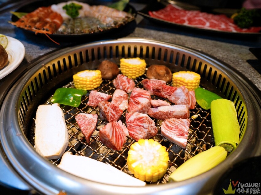 【三柒燒肉專門店】超豪華和牛吃到飽!還有生啤酒無限暢飲!