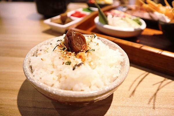 新竹 千穗食事處 厚切超新鮮的高CP值刺身/壽司/定食/日式無菜單家庭料理餐廳!用料沒在客氣~重要的是您滿意❤️