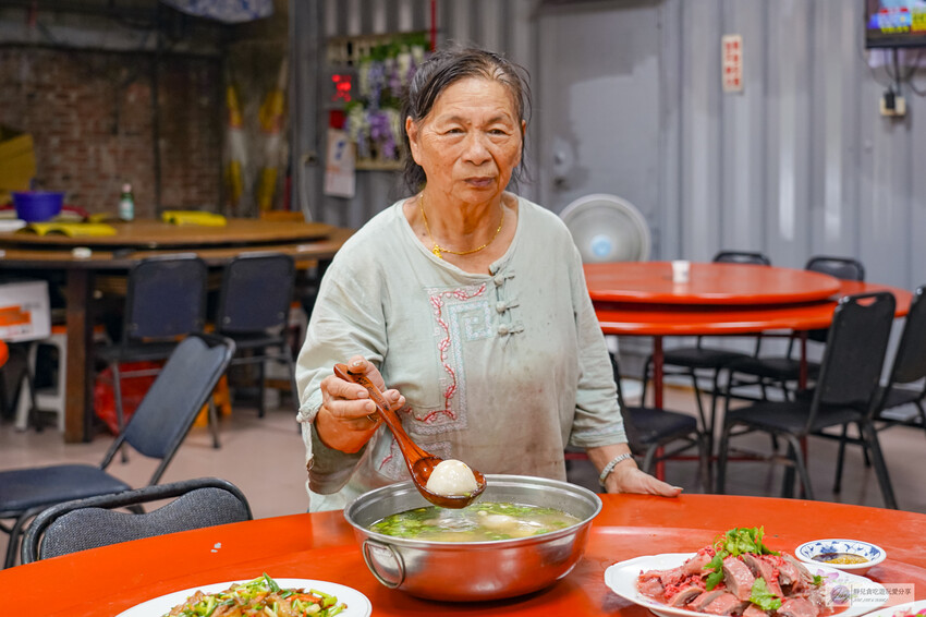 新竹隱藏版美食！傳承三代阿婆大湯圓，巨無霸客家鹹湯圓藏深山40年老店。