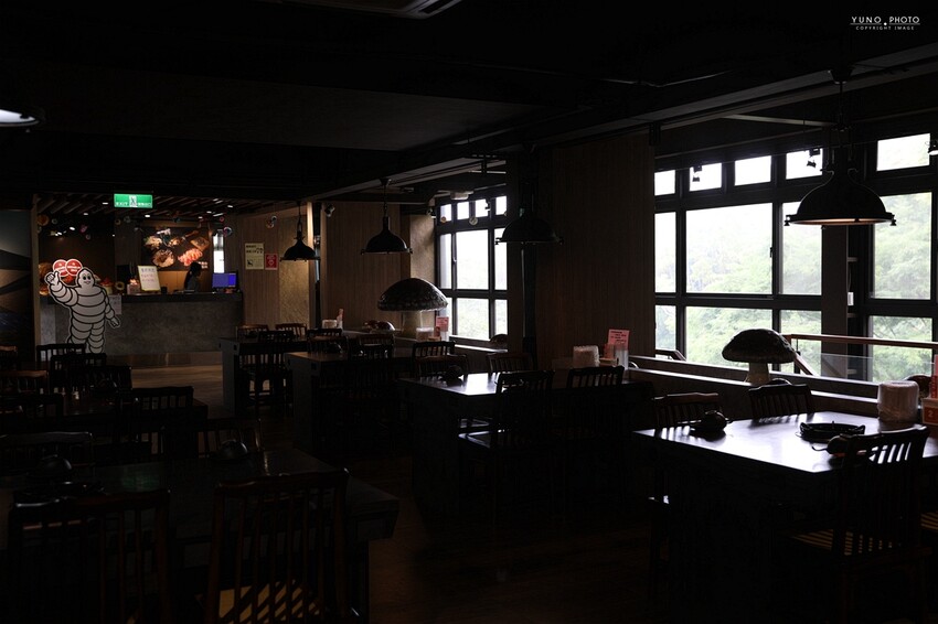 菇菇控的天堂！南投鹿谷菇神景觀餐廳 米其林指南必比登推薦 激推「放山古早雞菇香海味宴」山海味新鮮吃得到