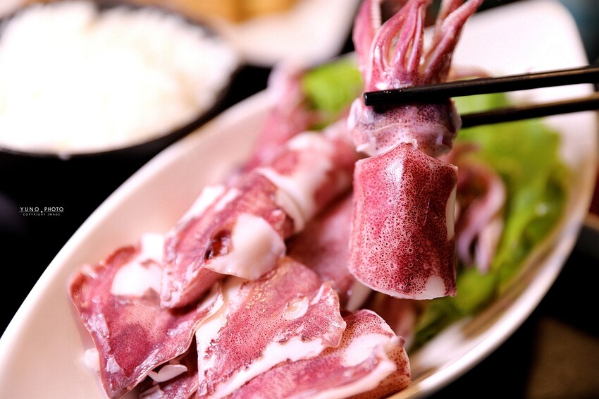 菇菇控的天堂！南投鹿谷菇神景觀餐廳 米其林指南必比登推薦 激推「放山古早雞菇香海味宴」山海味新鮮吃得到