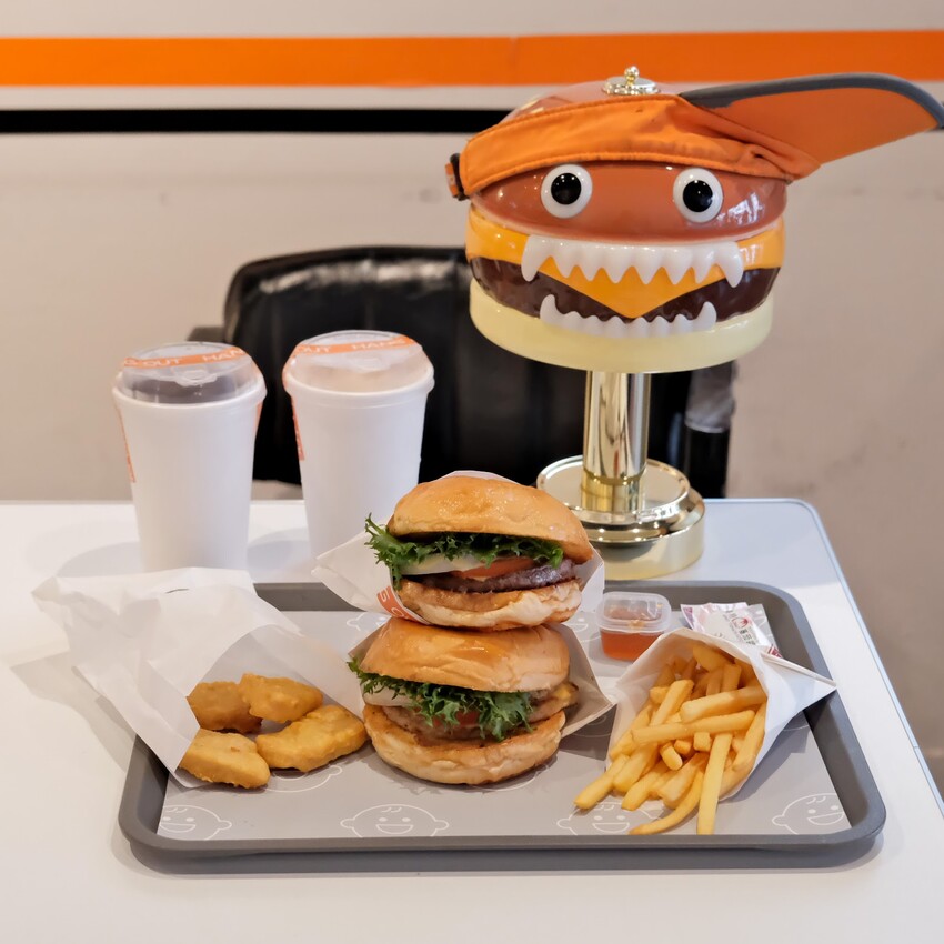【樹林美食推薦】很好漢堡Hang Out Burger～美式裝潢風格、獨特網美打卡的漢堡餐廳～樹林平價美食、樹林美式餐廳推薦