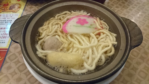 貴族世家牛排(高雄九如店)：高雄~九如店 貴族世家牛排(鮮饌館)~吃免驚自助沙拉吧~巧克力噴泉.牛造型兒童餐都是小朋友的愛~